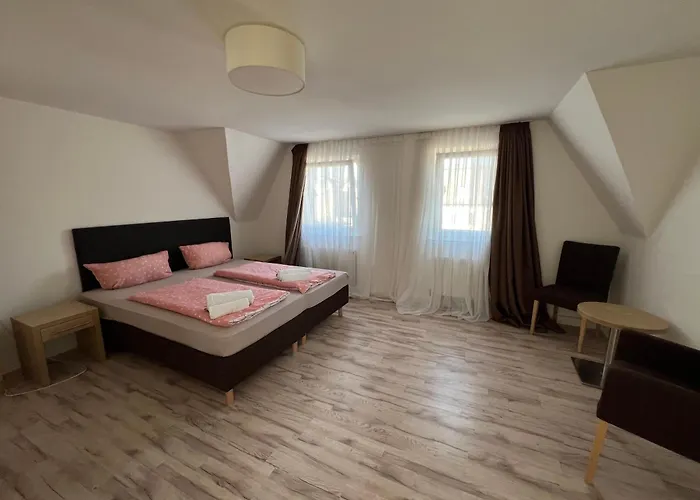 Zum Feti Und Restaurant Отель типа 